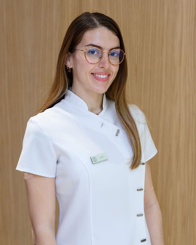 Judith clinica ortodoncia Barcelona, Dra. Marta Serra, smileline clinic
